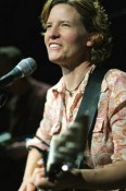 Interview with singer/songwriter Catie Curtis