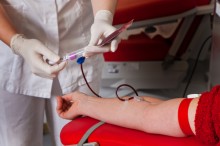 China allows lesbians to donate blood again