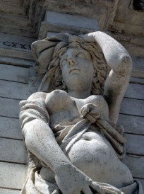 Erotic-Statue-From-A-to-Zoe