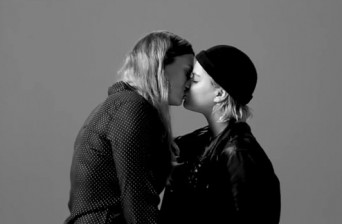 "First Kiss" viral video lesbian couple
