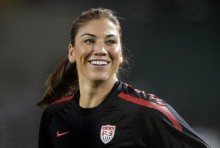 Hope Solo expresses disappointment with Brandi Chastain via Twitter