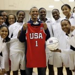 President Obama poses with the USA Women's Basketball team